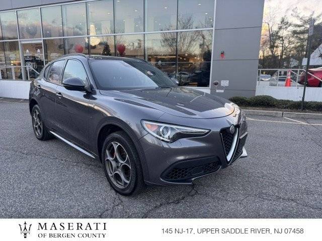 2022 Alfa Romeo Stelvio Ti AWD photo