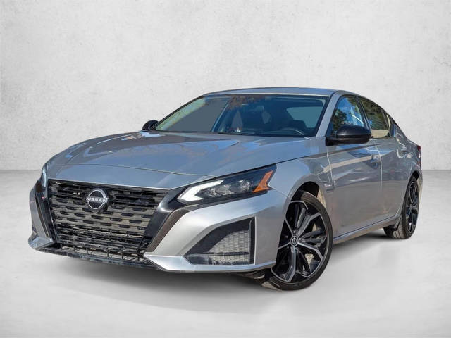 2023 Nissan Altima 2.5 SR FWD photo