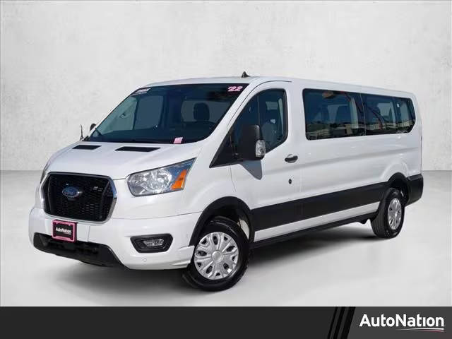 2022 Ford Transit Passenger Wagon XLT RWD photo