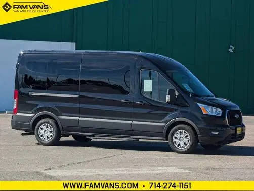 2022 Ford Transit Passenger Wagon XLT RWD photo