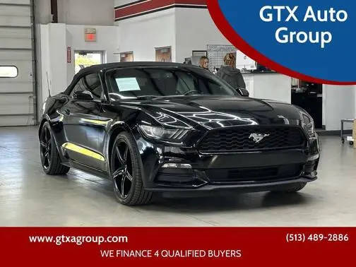 2016 Ford Mustang V6 RWD photo