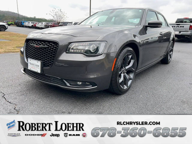 2023 Chrysler 300 300S RWD photo