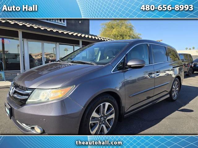 2016 Honda Odyssey Touring FWD photo