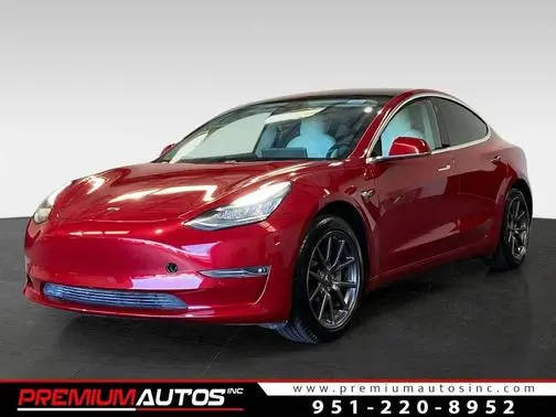 2018 Tesla Model 3 RWD photo