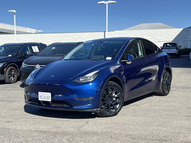 2023 Tesla Model Y Long Range AWD photo