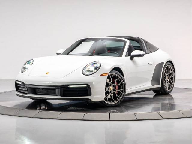 2022 Porsche 911 4S AWD photo