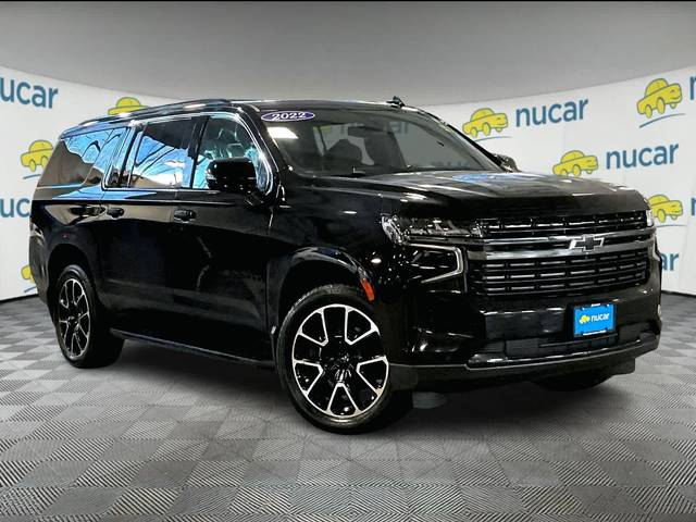 2022 Chevrolet Suburban RST 4WD photo