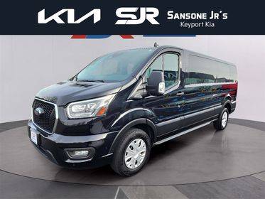2023 Ford Transit Passenger Wagon XLT RWD photo