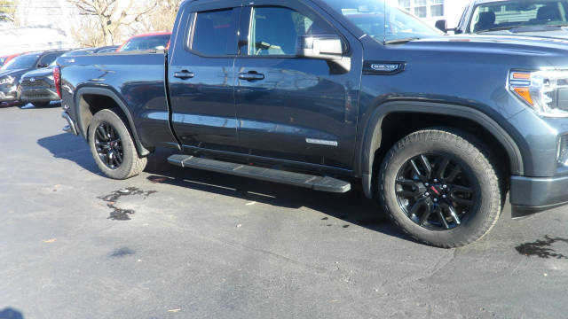 2022 GMC Sierra 1500 Elevation 4WD photo