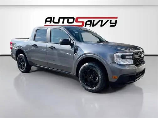 2023 Ford Maverick XLT AWD photo