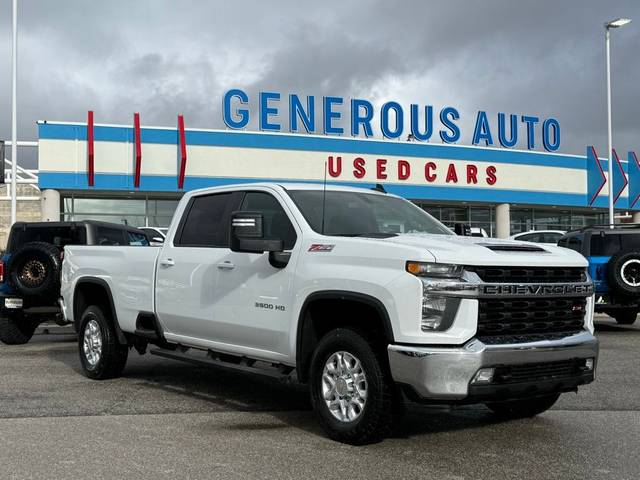 2022 Chevrolet Silverado 3500HD LT 4WD photo