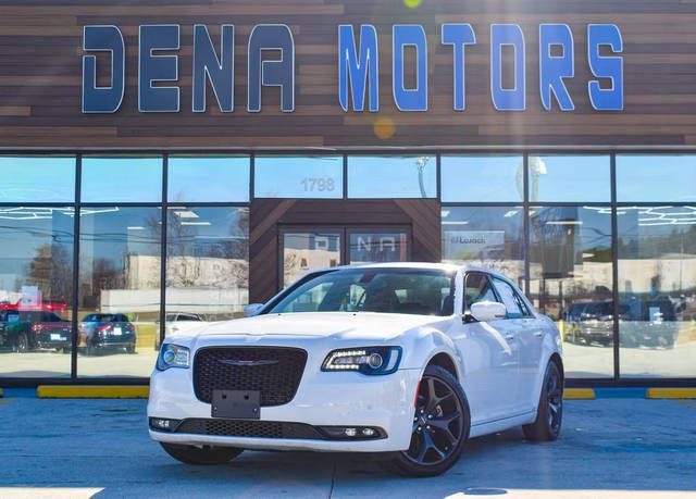 2023 Chrysler 300 300S RWD photo