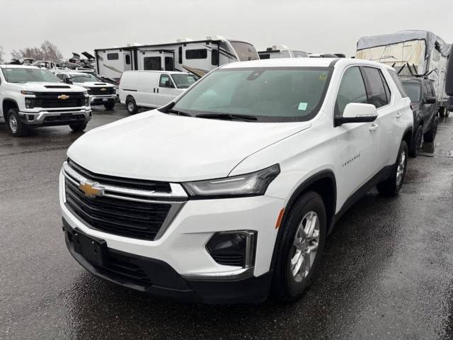 2023 Chevrolet Traverse LS AWD photo