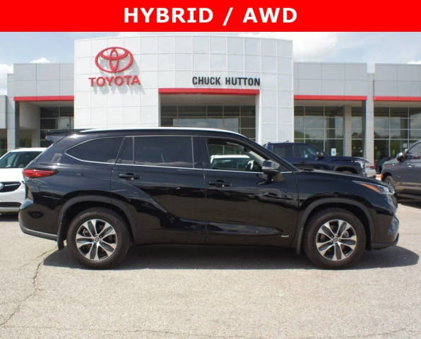 2022 Toyota Highlander Hybrid XLE AWD photo