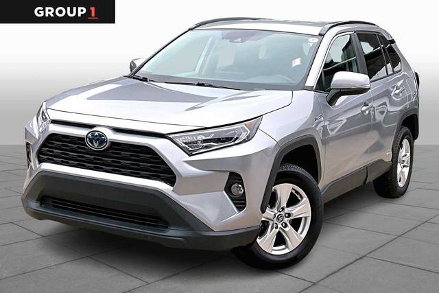 2020 Toyota RAV4 Hybrid XLE AWD photo