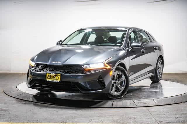 2022 Kia K5 LXS FWD photo