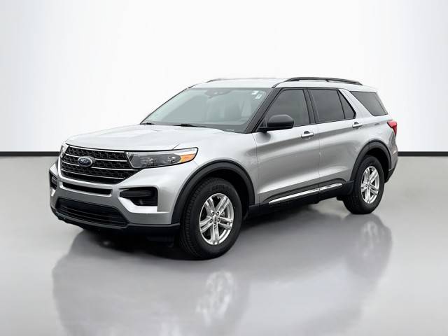 2022 Ford Explorer XLT 4WD photo