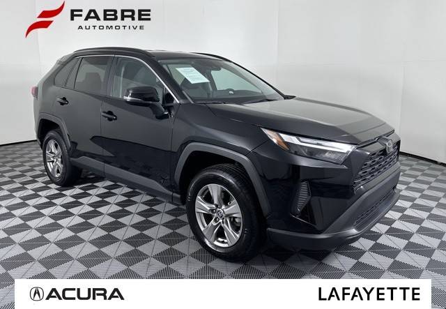 2023 Toyota RAV4 XLE FWD photo