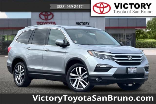 2017 Honda Pilot Elite AWD photo