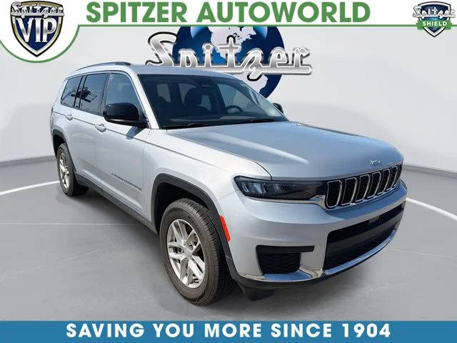 2023 Jeep Grand Cherokee L Laredo 4WD photo