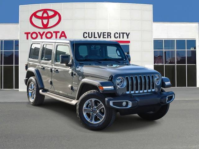 2022 Jeep Wrangler Unlimited Unlimited Sahara 4WD photo