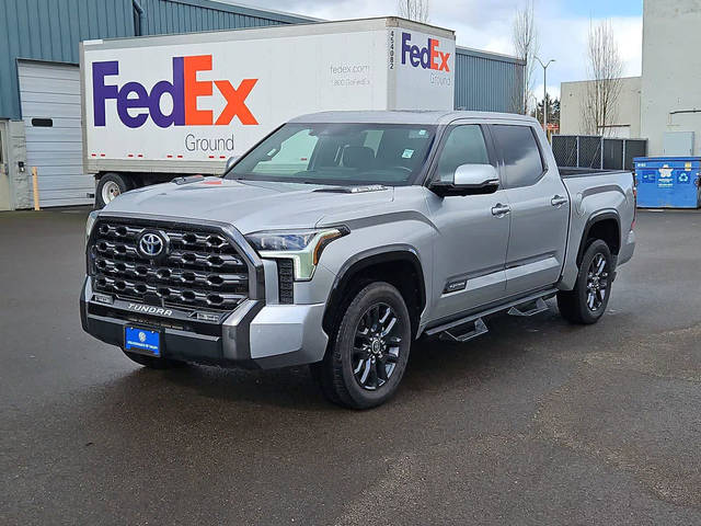 2022 Toyota Tundra Platinum Hybrid 4WD photo