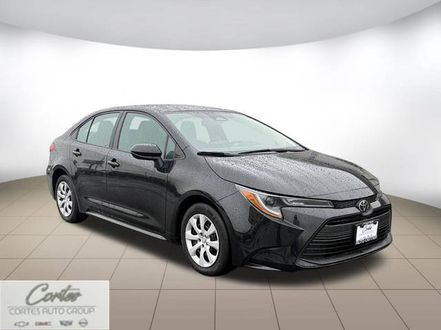 2023 Toyota Corolla LE FWD photo