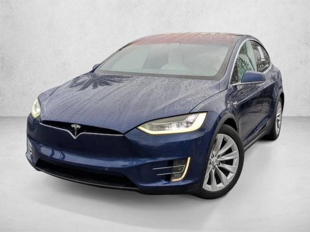 2017 Tesla Model X 75D AWD photo