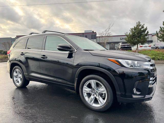 2018 Toyota Highlander Limited AWD photo