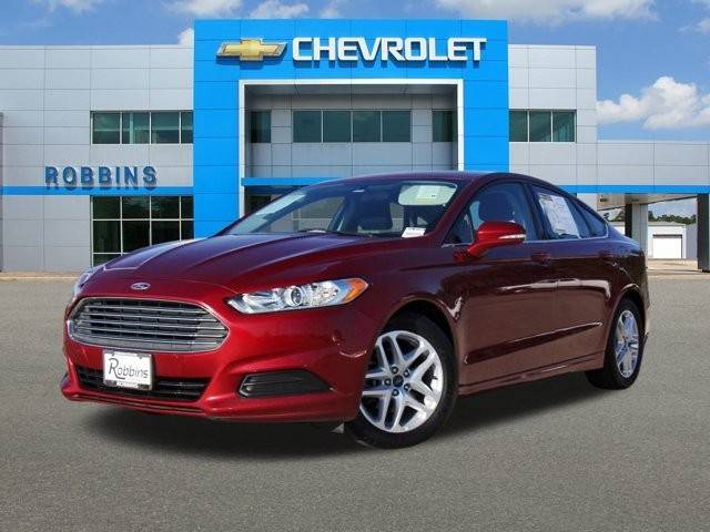 2015 Ford Fusion SE FWD photo