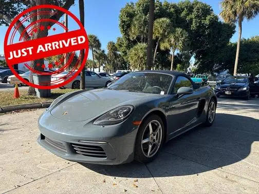 2017 Porsche Boxster  RWD photo