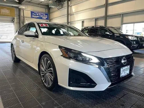 2023 Nissan Altima 2.5 SL FWD photo