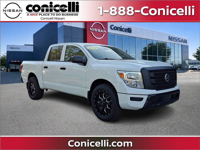 2022 Nissan Titan S 4WD photo