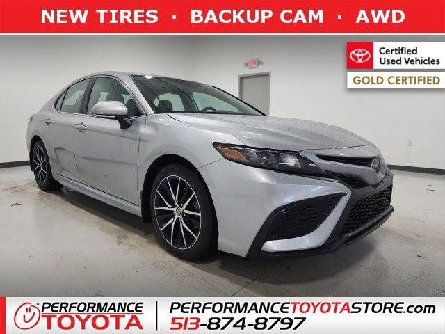 2022 Toyota Camry SE AWD photo