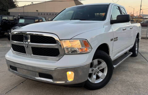 2016 Ram 1500 SLT RWD photo