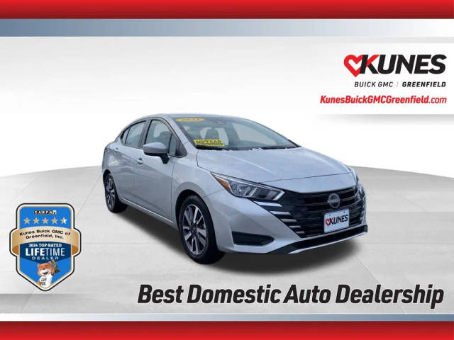 2023 Nissan Versa SV FWD photo