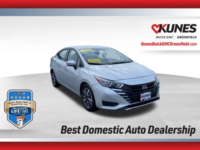 2023 Nissan Versa SV FWD photo