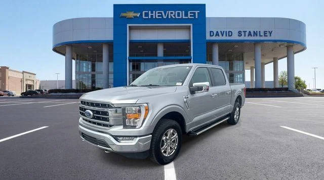 2023 Ford F-150 LARIAT 4WD photo