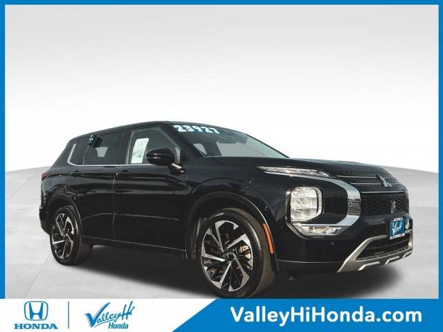 2023 Mitsubishi Outlander SE AWD photo