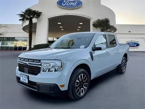 2023 Ford Maverick LARIAT AWD photo