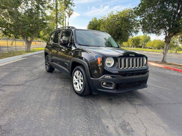 2015 Jeep Renegade Latitude FWD photo