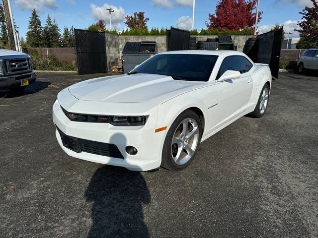 2015 Chevrolet Camaro LT RWD photo