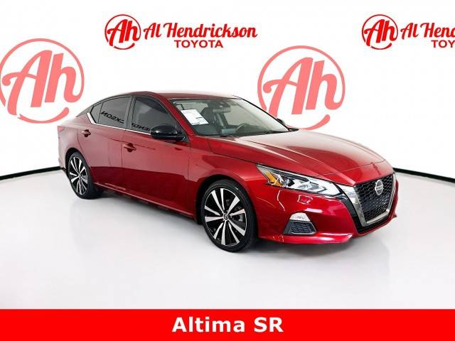 2022 Nissan Altima 2.5 SR FWD photo