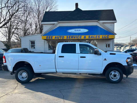2023 Ram 3500 Tradesman 4WD photo