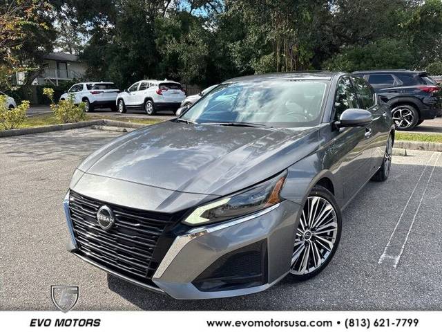 2023 Nissan Altima 2.5 SL FWD photo