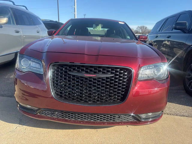 2023 Chrysler 300 300S RWD photo