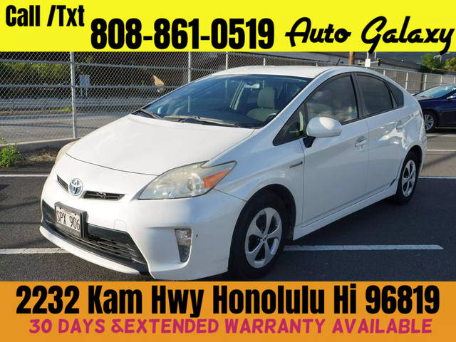 2015 Toyota Prius Two FWD photo