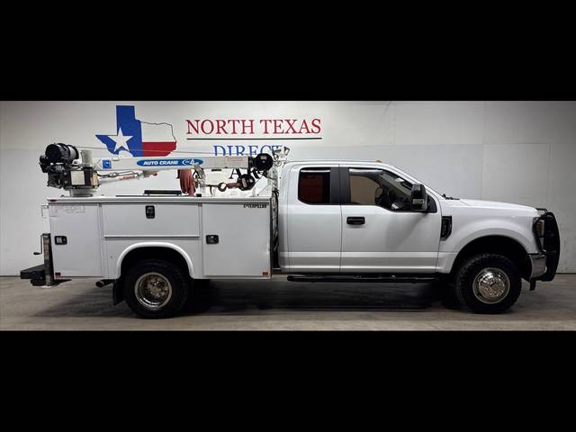 2019 Ford F-350 Super Duty XL 4WD photo