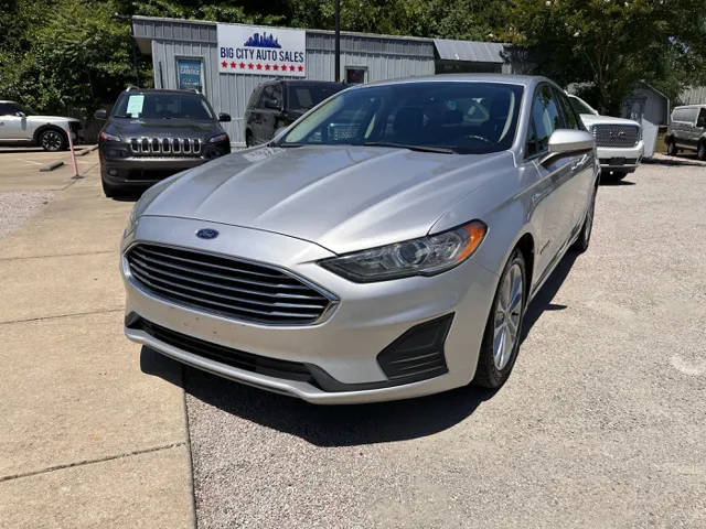 2019 Ford Fusion SE FWD photo