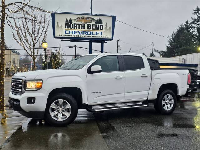 2015 GMC Canyon 4WD SLE 4WD photo